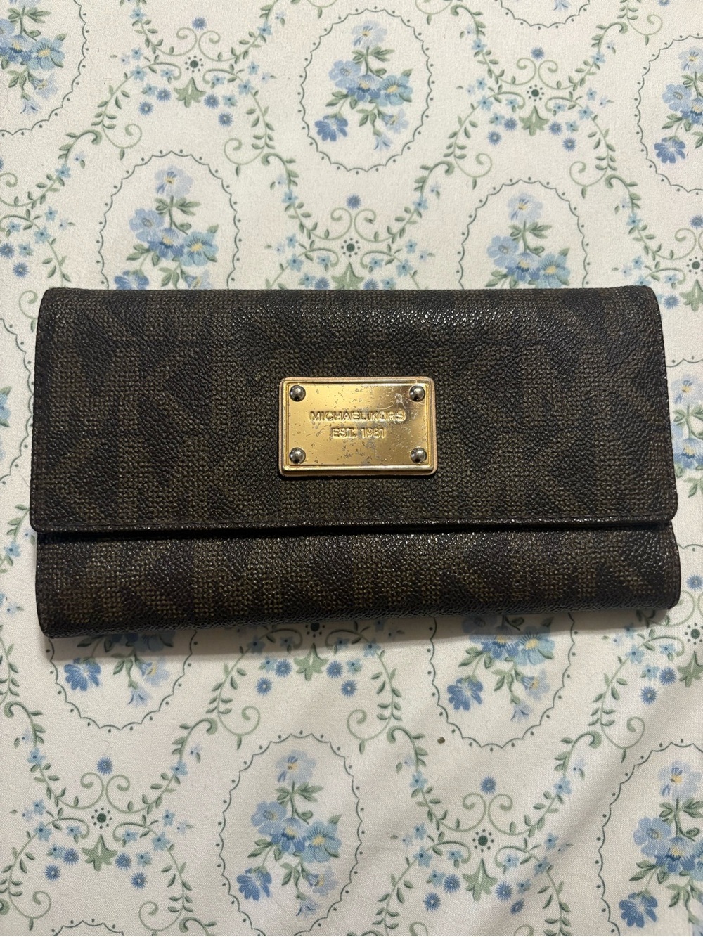 MICHAEL KORS Dark Brown Logo Continental Wallet with Gold Plaque